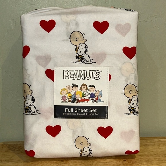 Berkshire PEANUTS Snoopy Hearts And Love 3 Piece Cozy Full Sheet Set - Picture 1 of 8